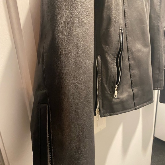 Woman’s Real Leather Jacket - Picture 4 of 5